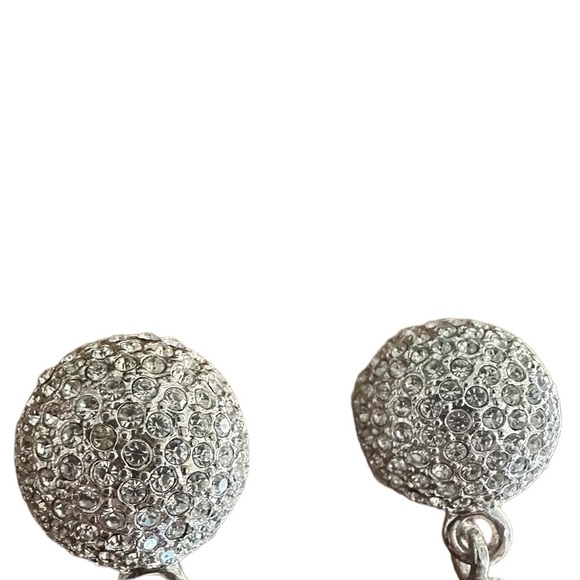 Carol Lee Faux Black Pearl Vintage Silver Tone Clip Earrings - Picture 5 of 6